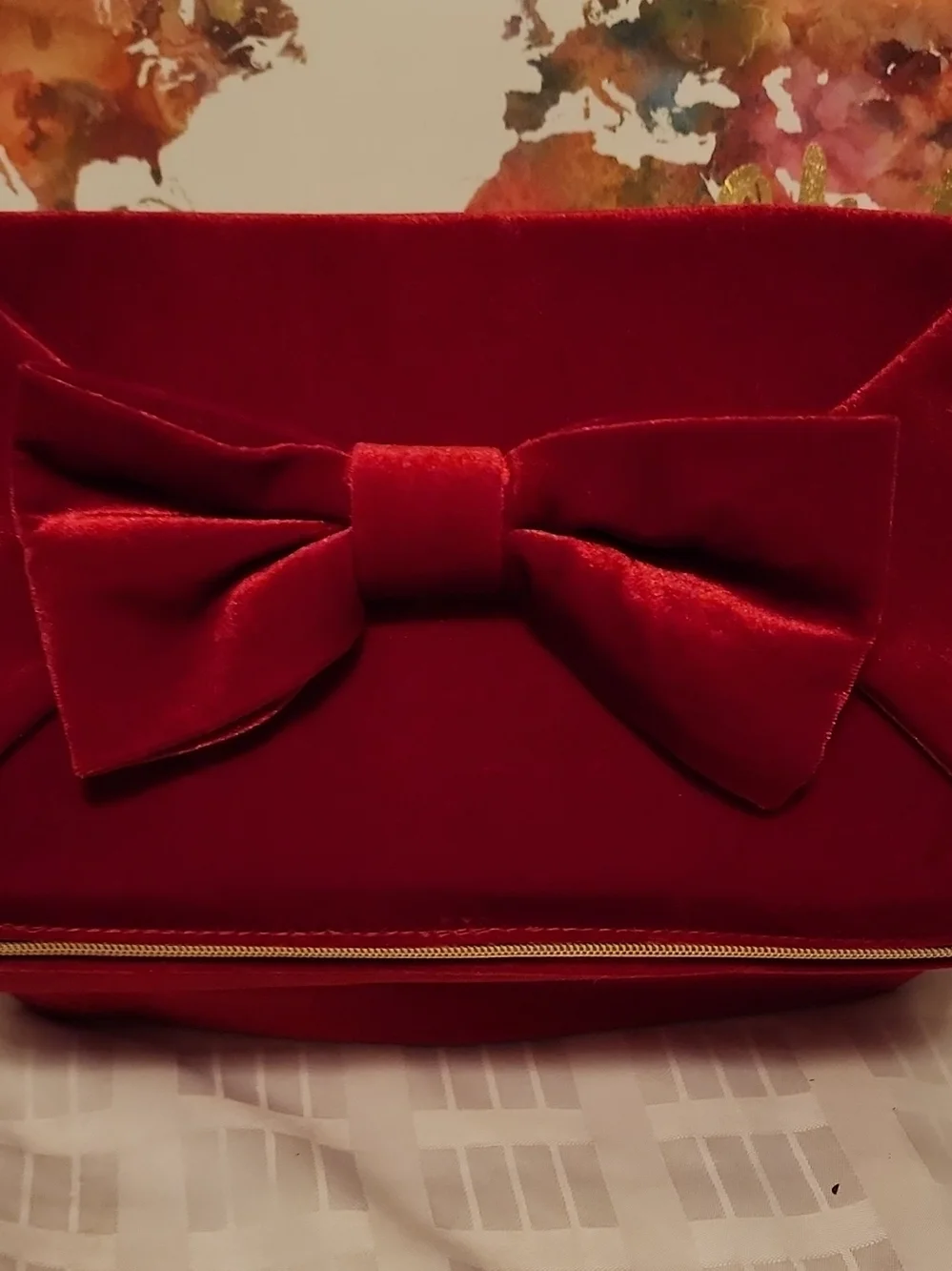 Estee Lauder Red Velvet Bow Cosmetic Case with Gold Hardware